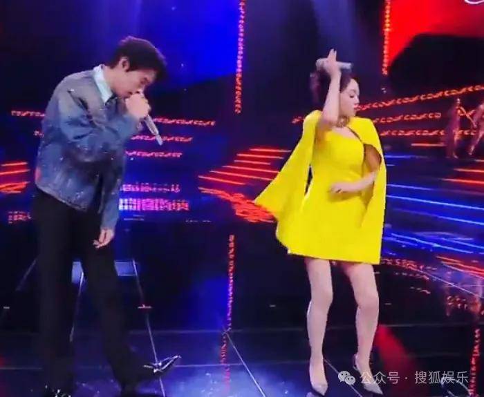 这场晚会台下简直是追星现场，名场面太多了吧？