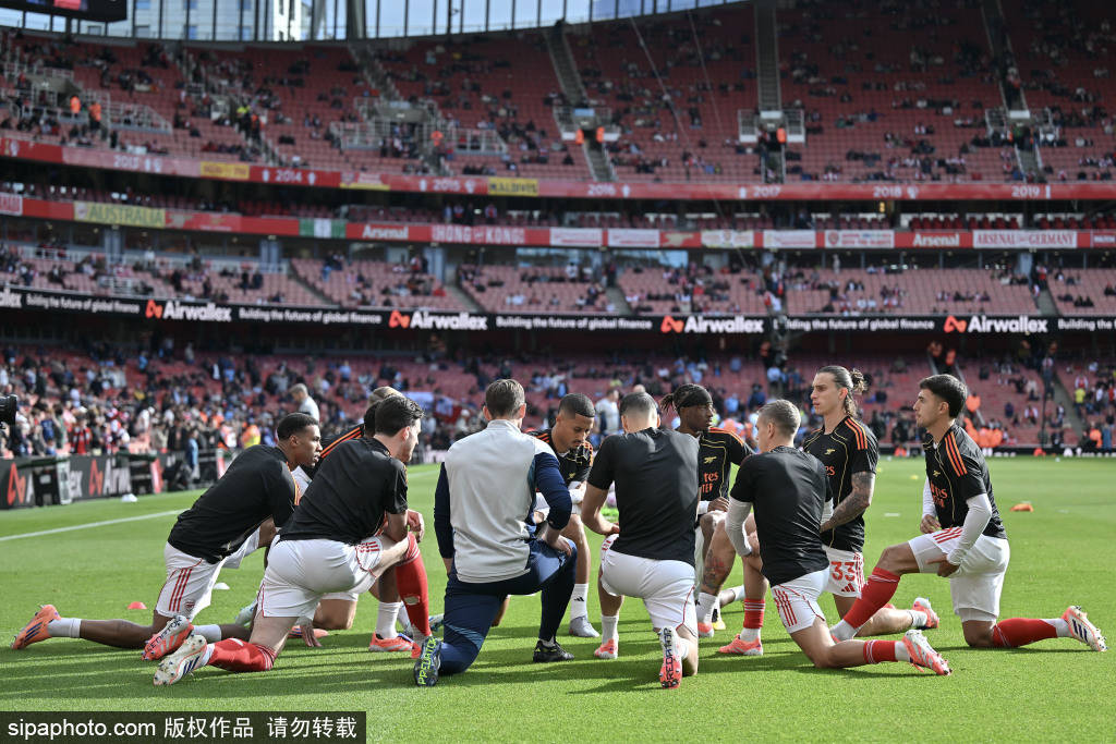 阿森纳队长厄德高膝伤确认,球队中场迎挑战