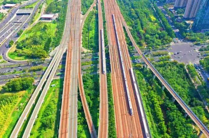 104.8万！郑州铁路单日客发量创历史新高