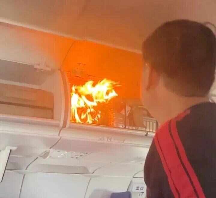 飞行途中乘客行李内锂电池自燃引发起火！国航公布赔偿方案：经济舱每人200元、公务舱300元