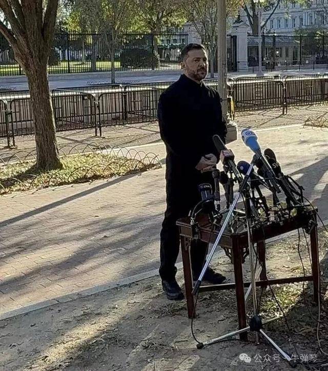 他被特朗普当众羞辱，全场都在哄笑