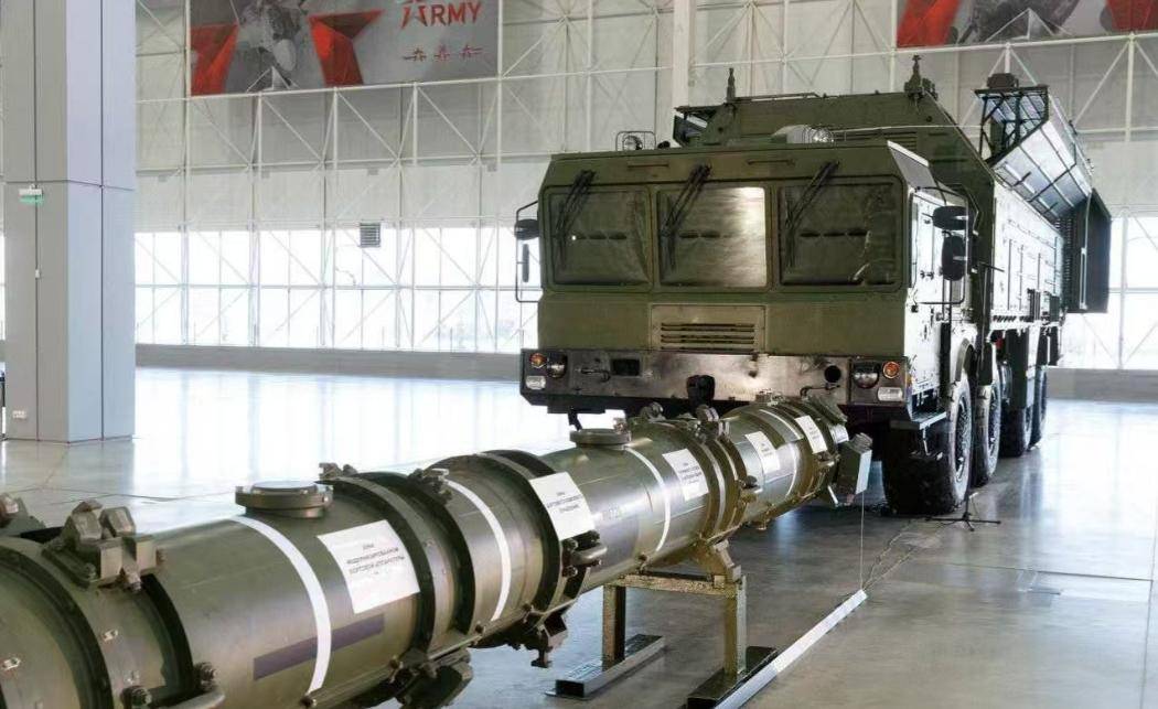 乌克兰全黑了!核打击前最后警告,俄军发射13枚“全球禁止”导弹