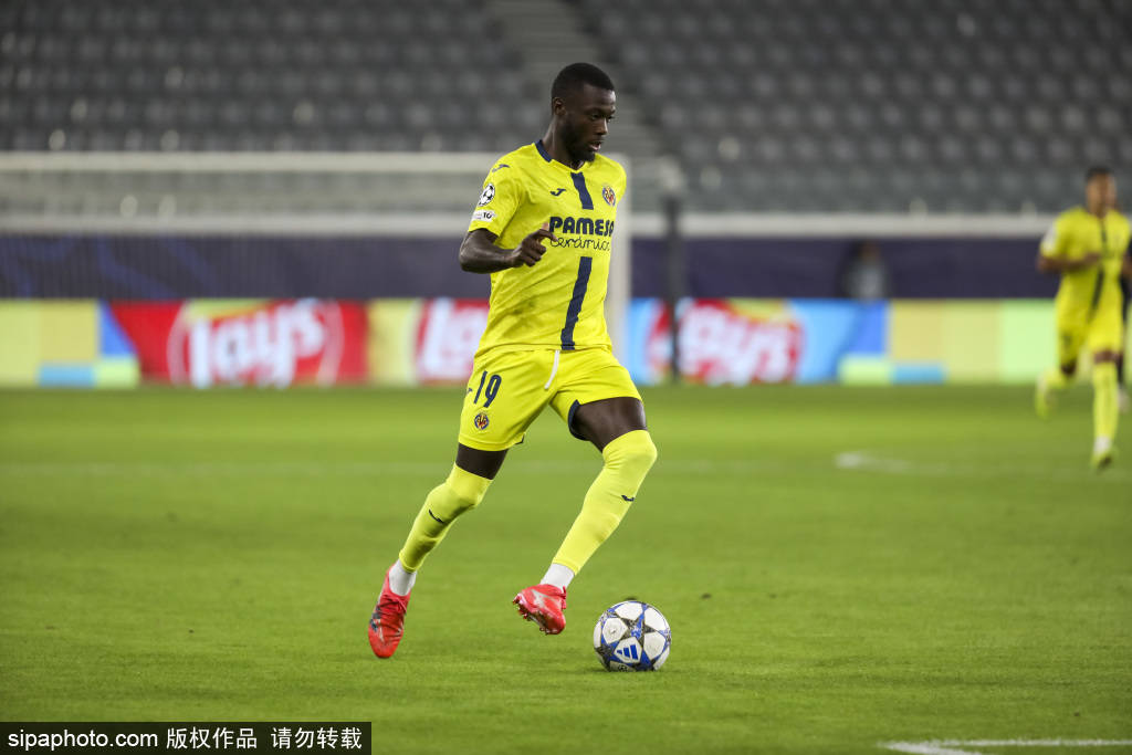 热议U22国足0-1越南：合乎规律的结果，刘浩帆有这么防守的吗？